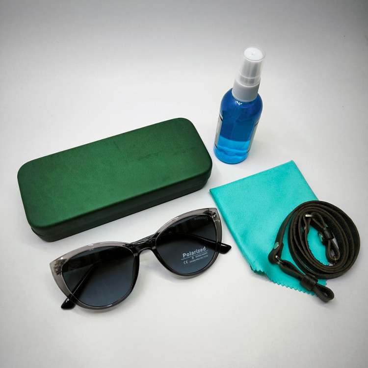 عینک آفتابی زنانه پلاریزه کائوچو بربری BURBERRY مدل 2035