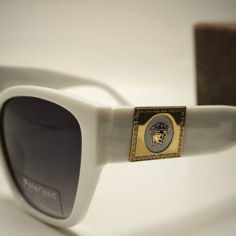 عینک آفتابی پلاریزه زنانه Versace کد 8817