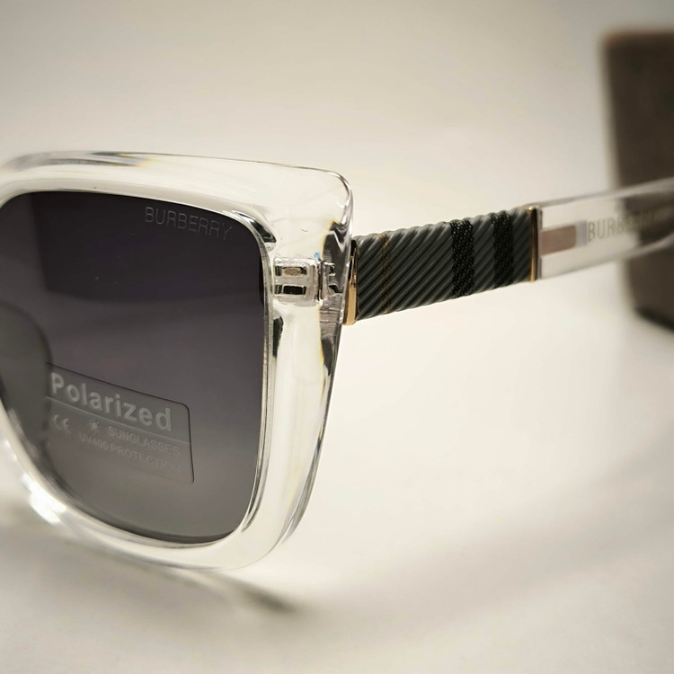 عینک آفتابی پلاریزه زنانه BURBERRY کد 8034