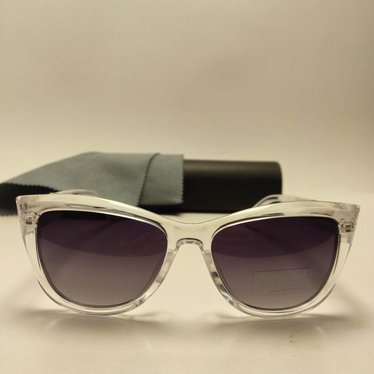 عینک آفتابی پلاریزه زنانه LOUIS VUITTON کد 88001