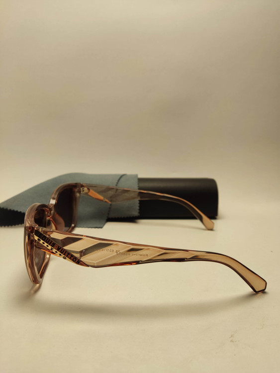 عینک آفتابی پلاریزه زنانه LOUIS VUITTON کد 88078