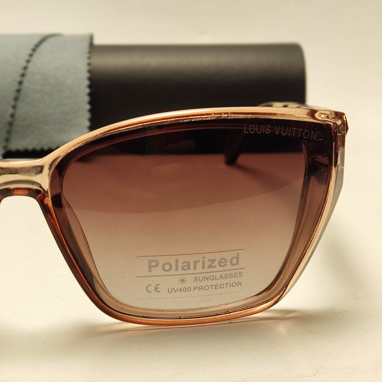 عینک آفتابی پلاریزه زنانه LOUIS VUITTON کد 88078