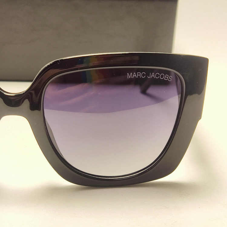 عینک آفتابی پلاریزه زنانه MARC JACOBS کد MJ687