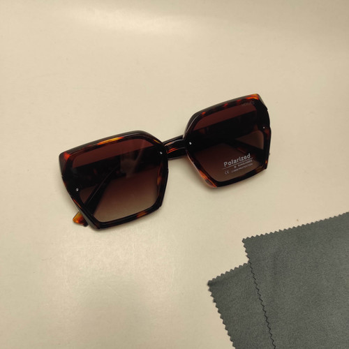 عینک آفتابی پلاریزه زنانه HERMES کد 58033