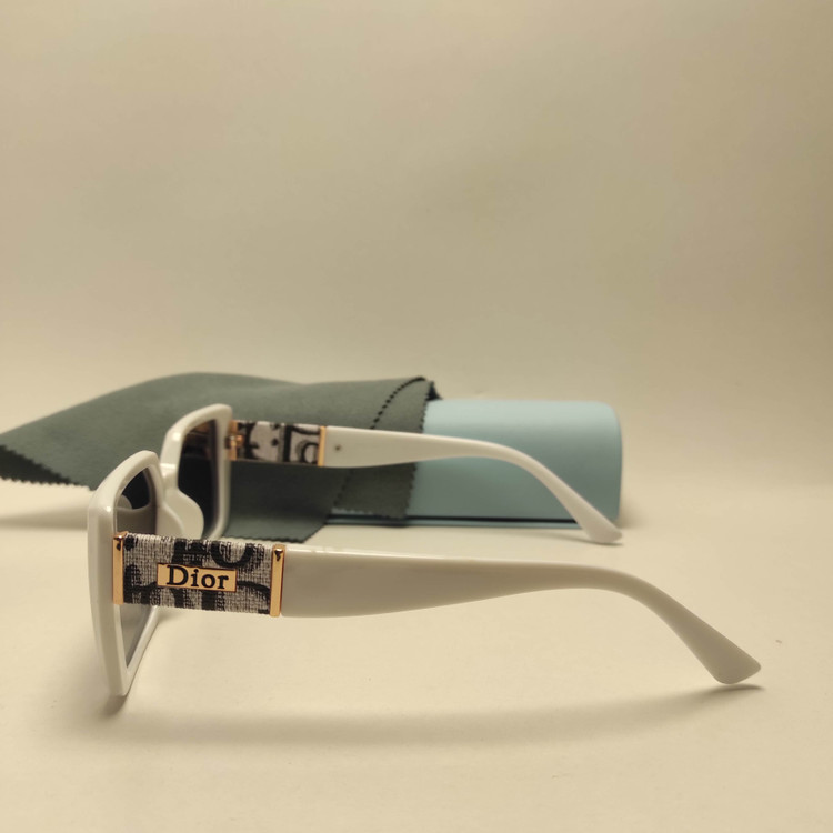 عینک آفتابی پلاریزه زنانه DIOR کد 8945