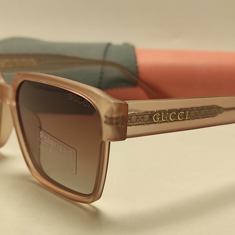عینک آفتابی پلاریزه زنانه GUCCI کد 58212 به همراه پک لوازم جانبی