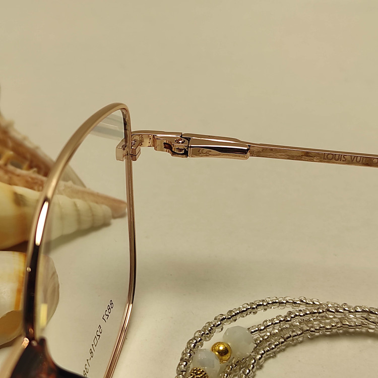 عینک طبی زنانه فلزی پد یک تیکه برند LOUIS VUITTON کد 8827