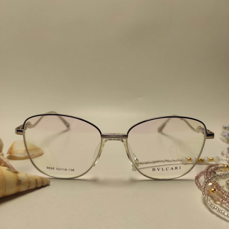 عینک طبی زنانه فلزی پد یک تیکه برند BVLGARI کد 8826