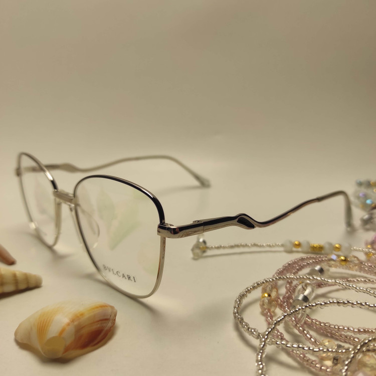 عینک طبی زنانه فلزی پد یک تیکه برند BVLGARI کد 8826