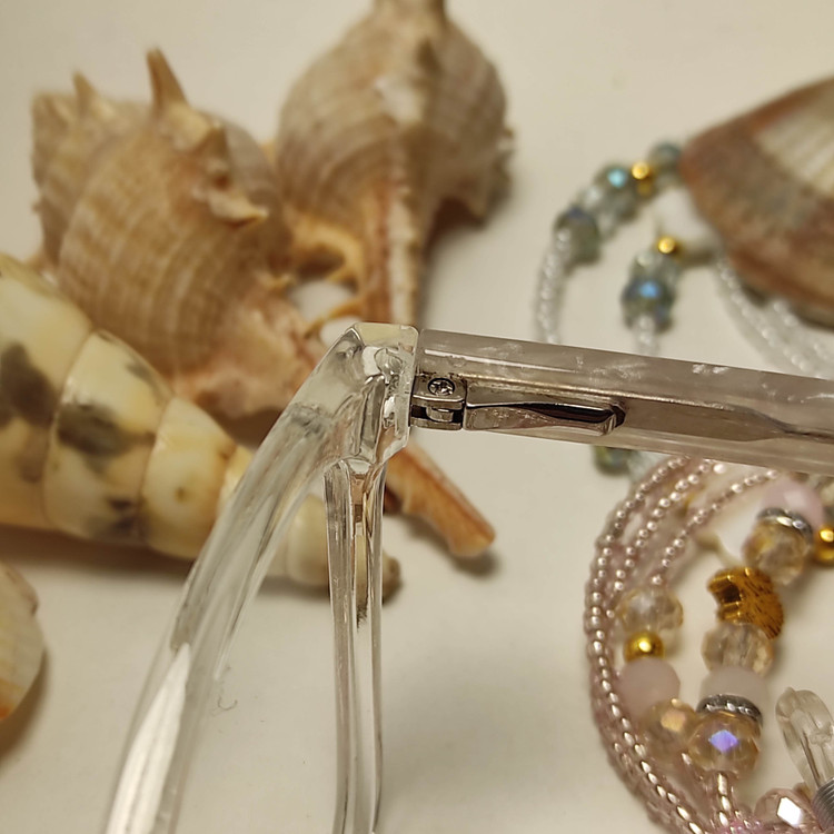 عینک طبی زنانه کائوچو اسیتیت برند MIU MUI کد 81908