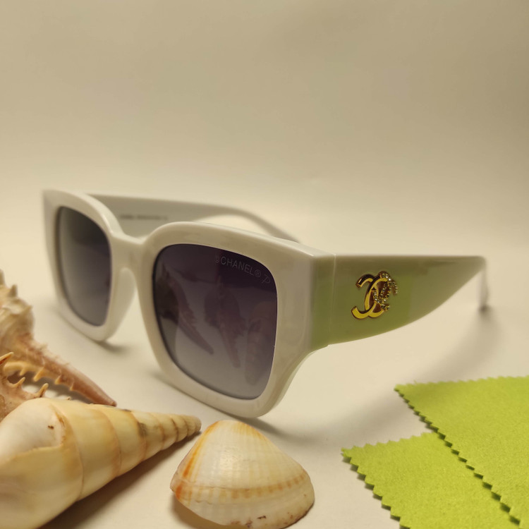 عینک افتابی زنانه پلاریزه برند CHANEL کد 5469
