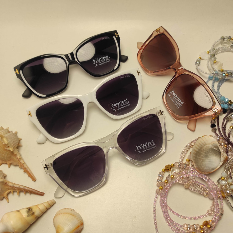 عینک آفتابی زنانه پلاریزه TOM FORD کد 8911