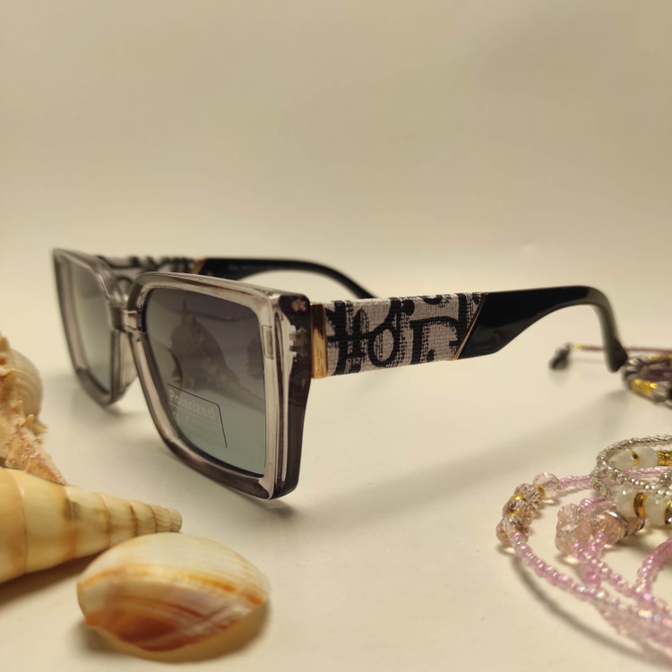 عینک آفتابی پلاریزه زنانه DIOR کد 8950