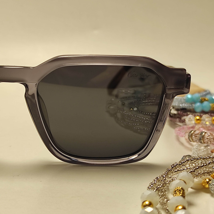 عینک آفتابی دسته چوب CARTIER کد 2525