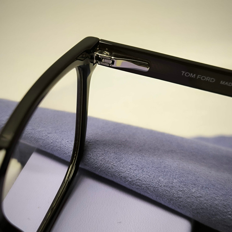 عینک طبی کائوچو اسیتیت TOM FORD کد 2642