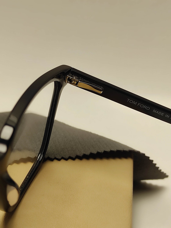 عینک طبی کائوچو اسیتیت دسته سیم TOM FORD کد 2592