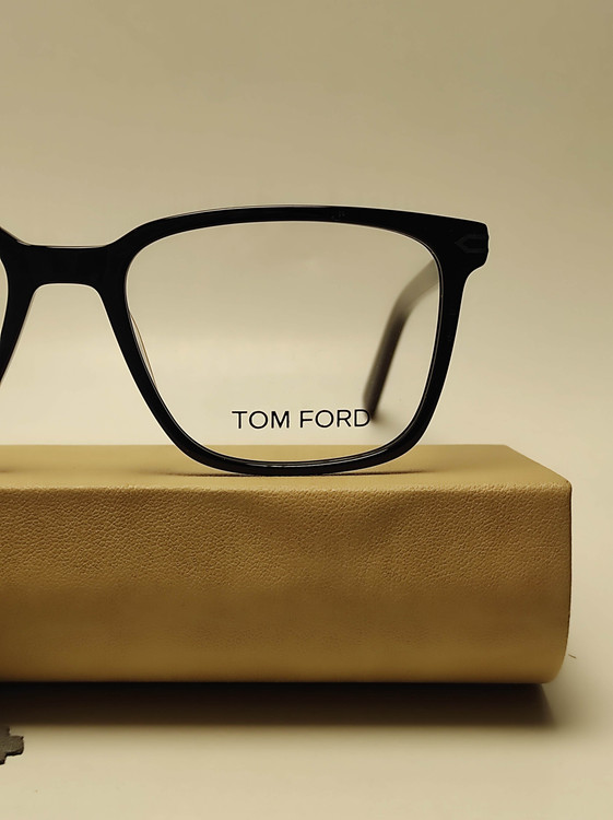 عینک طبی کائوچو اسیتیت دسته سیم TOM FORD کد 2592