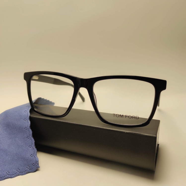 عینک طبی مردانه کائوچو TOM FORD کد 5838