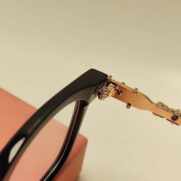 عینک بوکات طبی مدل کروم هارتز Chrome Hearts کد 9200