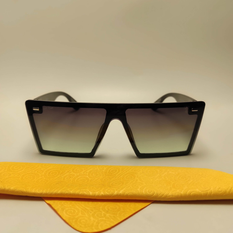 عینک آفتابی شیشه یک تکه RAY BAN کد 9020