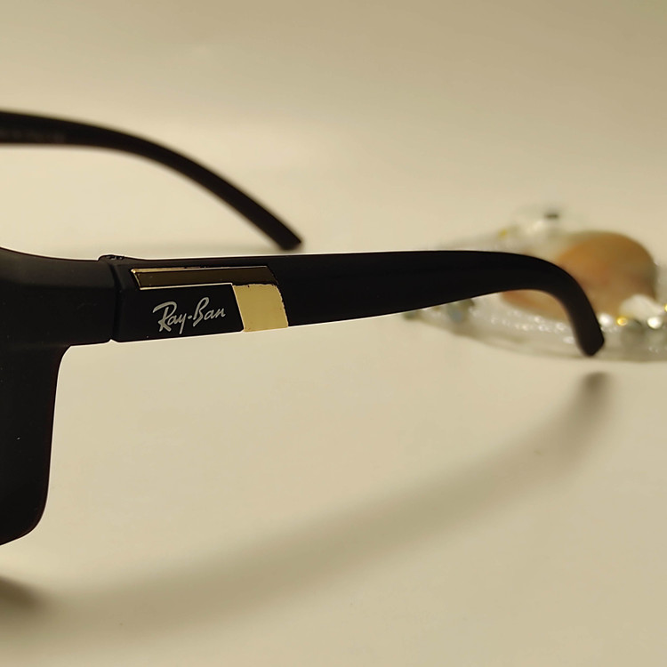 عینک آفتابی RAY BAN 82854 نمای بغل