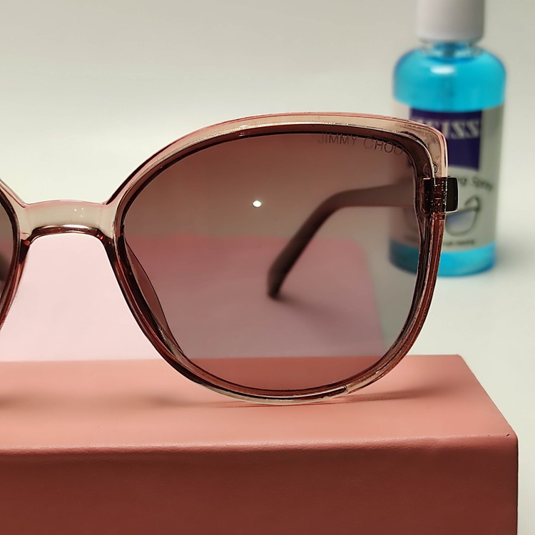 عینک آفتابی زنانه جیمی چو جزئیات لنز