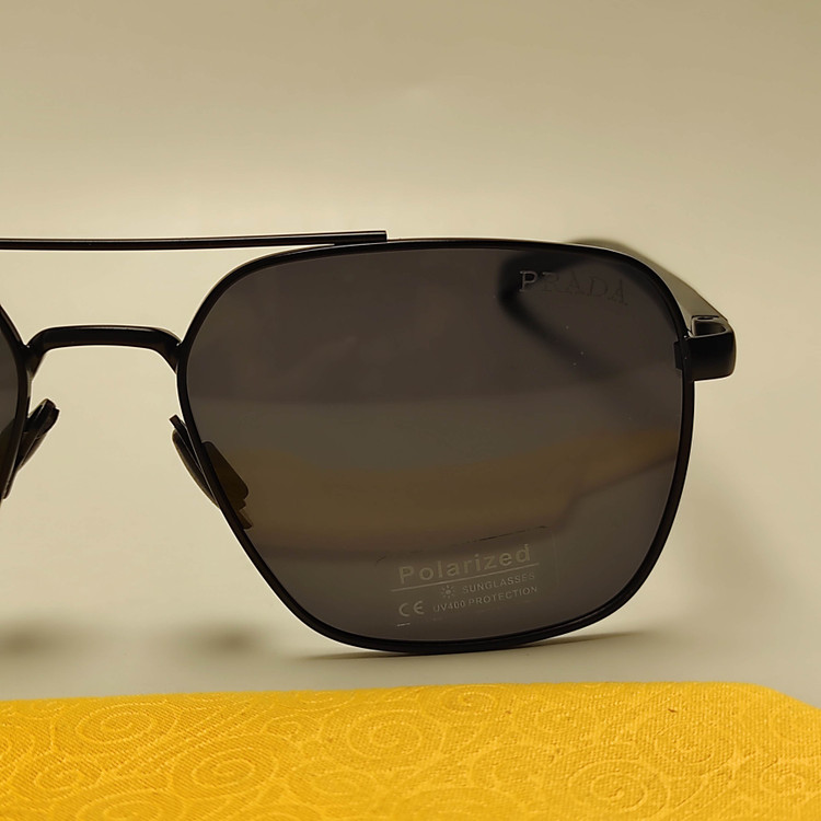 عینک آفتابی مردانه PRADA کد 24321 پلاریزه فلزی - PRADA - عینک آفتابی