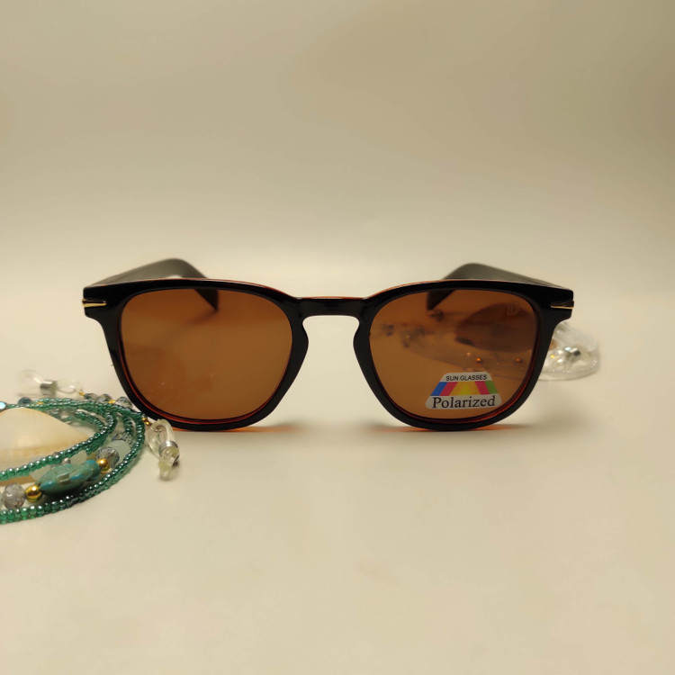 عینک آفتابی پلاریزه دیوید بکهام نمای بالا