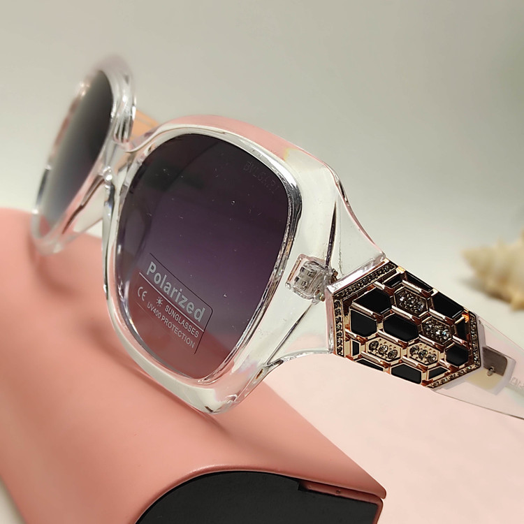 عکس محصول عینک افتابی زنانه پلاریزه BVLGARI کد 88147