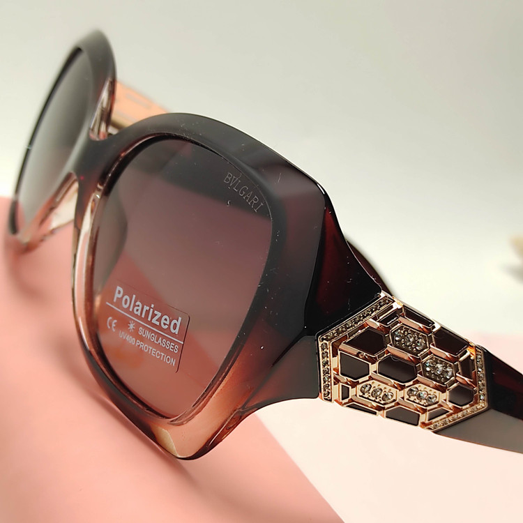 عکس محصول عینک افتابی زنانه پلاریزه BVLGARI کد 88147