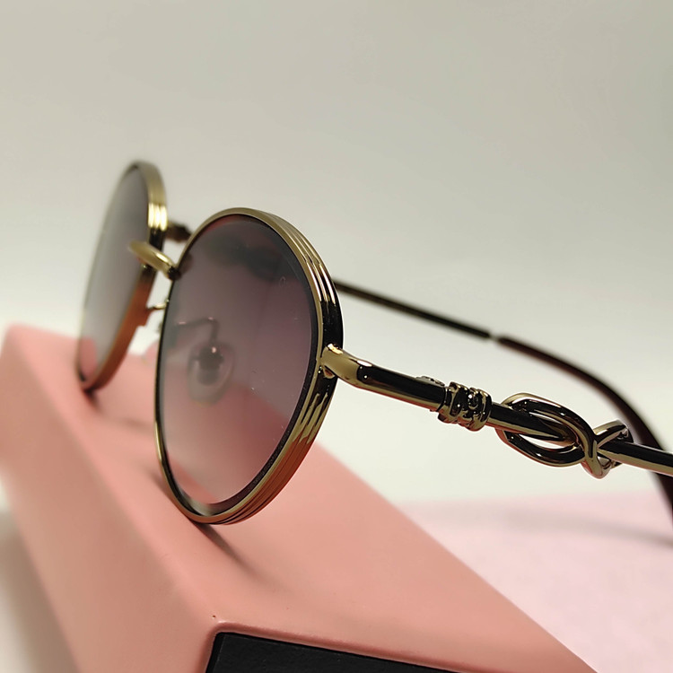 عکس محصول عینک آفتابی زنانه فلزی فانتزی chanel 2706