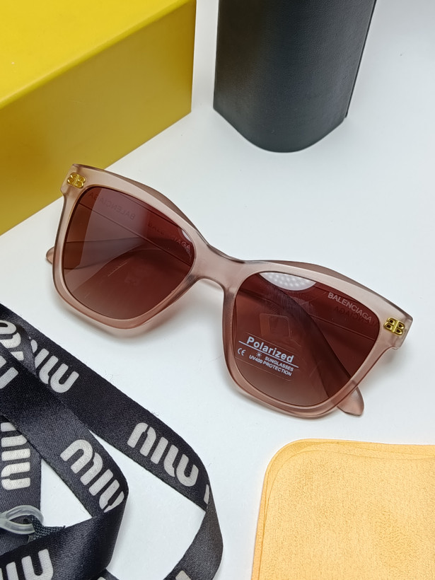 عینک آفتابی زنانه پلاریزه بالنسیاگا Balenciaga مدل 82526